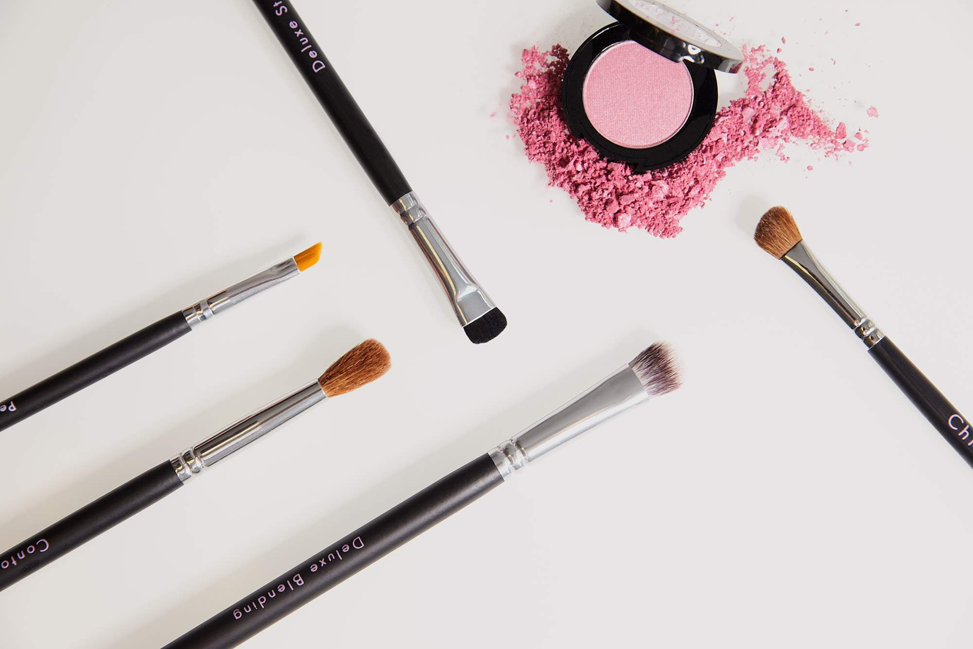 Contour Crease Brush